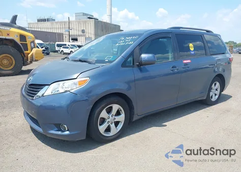 2015 Toyota Sienna Le 8 Passenger из США, поврежденный, VIN 5TDKK3DC1FS642029